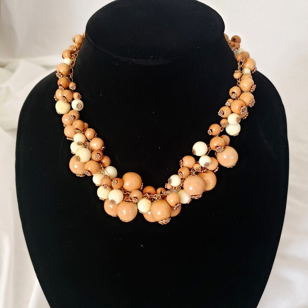 Beaded Collar Necklace Tan/ Ivory 18in